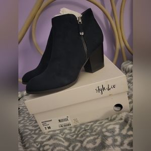 Style & Co. Navy Blue booties